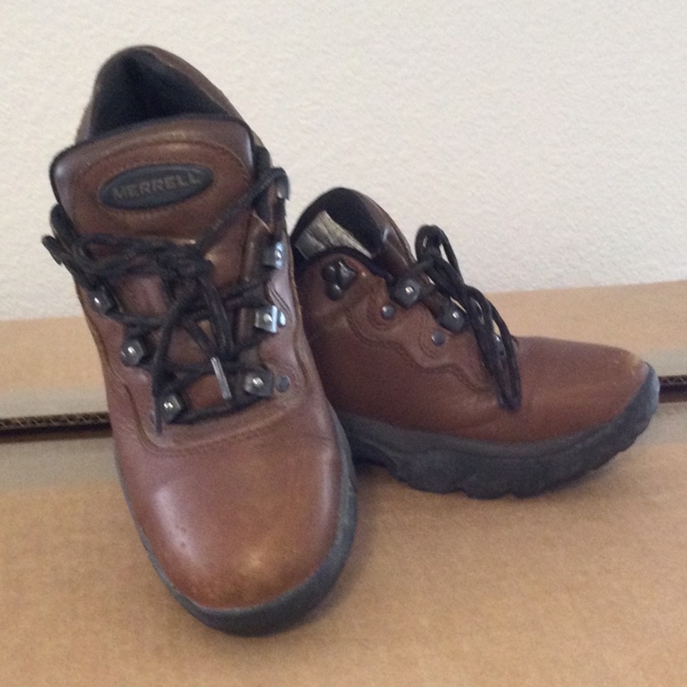Merrill Cozumel Hiking boots. 7.5